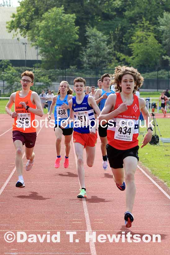 Mens Under-17s 800 metres, 2023 North Eastern Track and Field Champs., Middlesbrough Sports Village, Middlesbrough. Photo: David T. Hewitson/Sports for All Pics